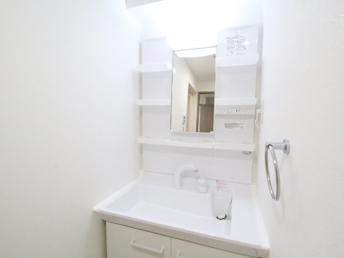 物件内観写真9　(洗面)