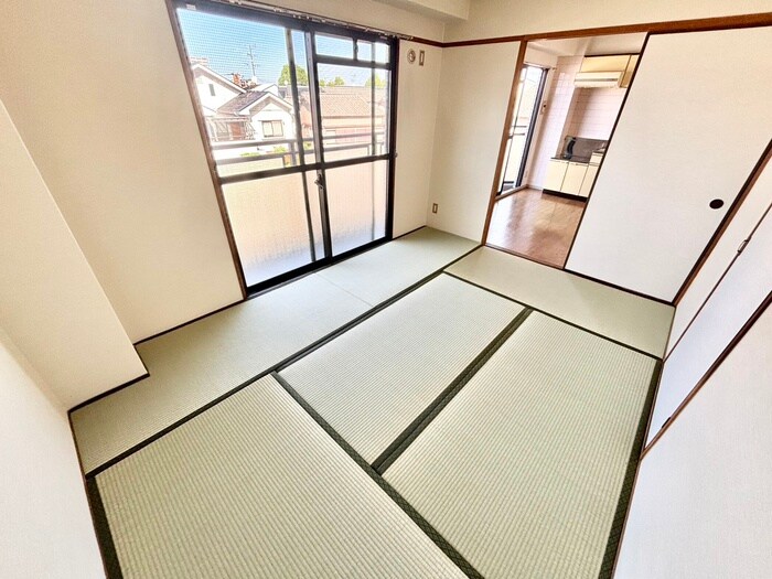 物件内観写真9　(居室)