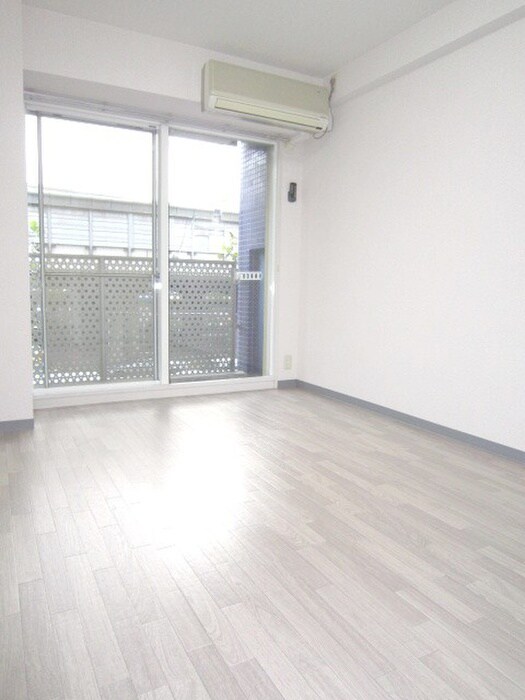 物件内観写真13　(居室)