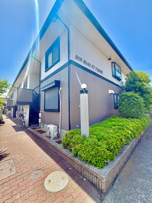ボンマリエフェム外観写真