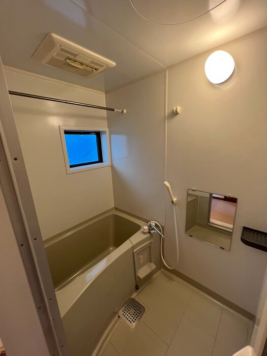 物件内観写真12　(バス／シャワールーム等)