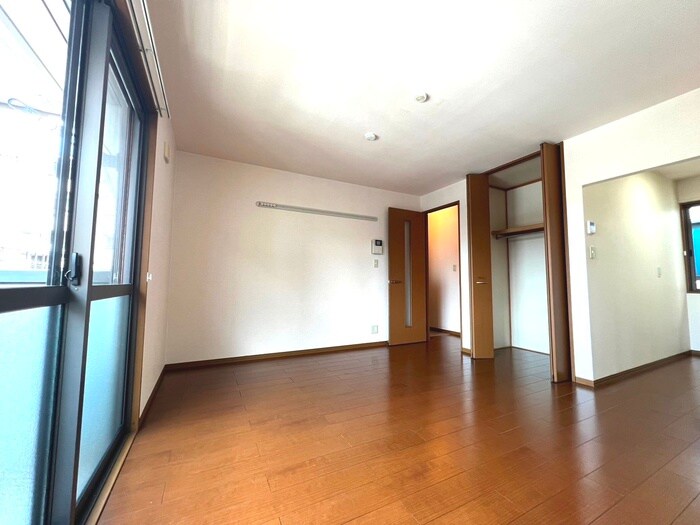 物件内観写真22　(居室)