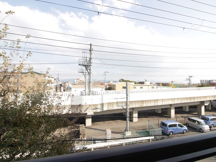 物件内観写真19　(室内からの展望)