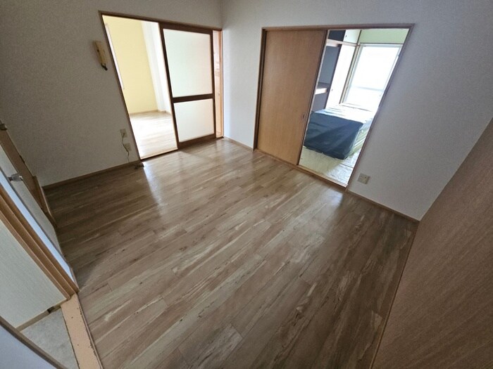 物件内観写真8　(居室)