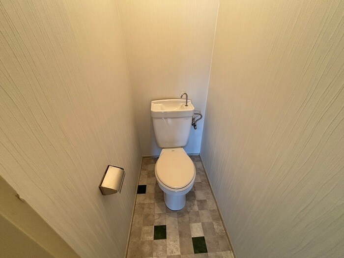 物件内観写真10　(トイレ)