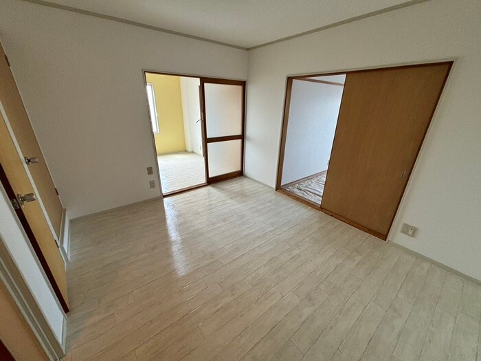 物件内観写真13　(居室)