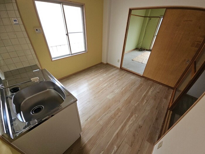 物件内観写真21　(居室)