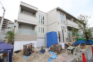 仮)ｼｬｰﾒｿﾞﾝｶﾞｰﾃﾞﾝｽﾞ朝霧C棟外観写真