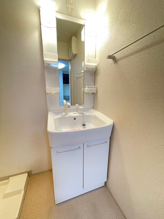 物件内観写真12　(洗面)