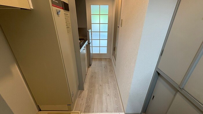 物件内観写真16　(廊下)