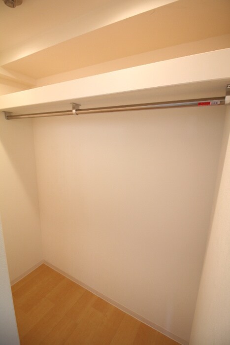 物件内観写真18　(収納)