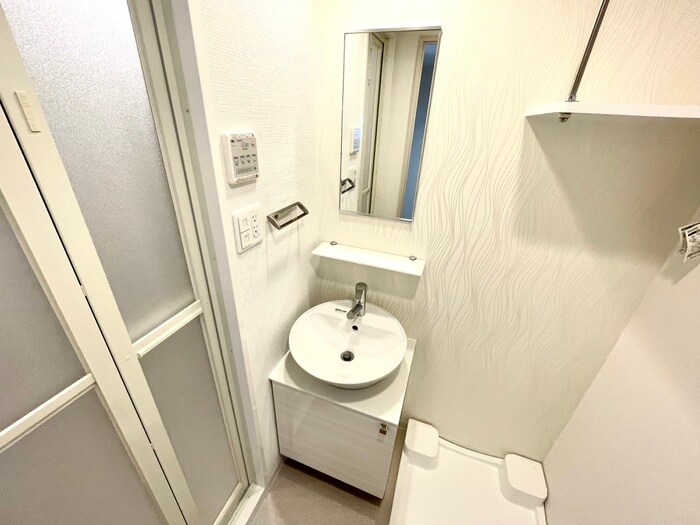 物件内観写真11　(洗面)