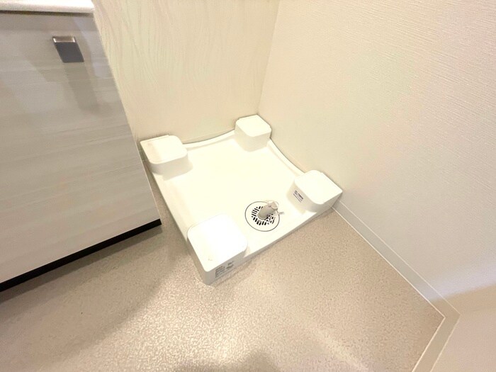 物件内観写真13　(洗濯機置場)