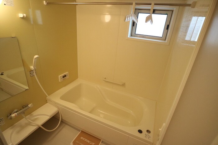 物件内観写真12　(バス／シャワールーム等)