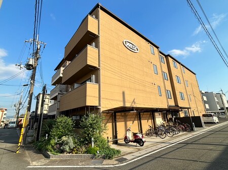 ウエストドリーム桂川外観写真