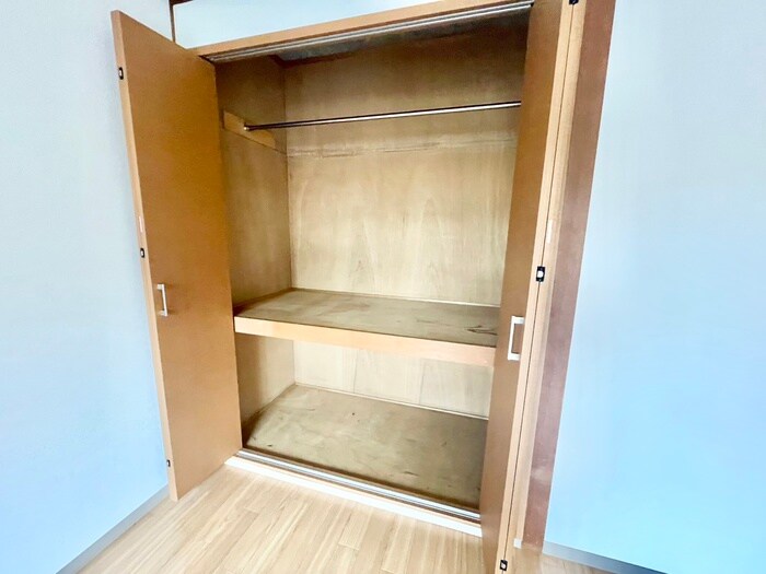 物件内観写真13　(収納)