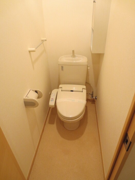 物件内観写真14　(トイレ)