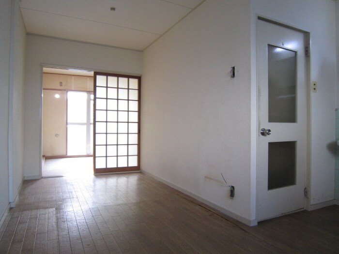 物件内観写真7　(居室)