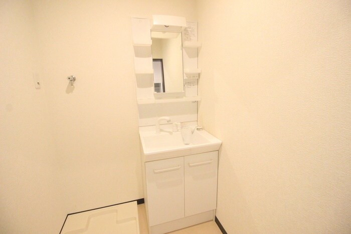 物件内観写真9　(洗面)