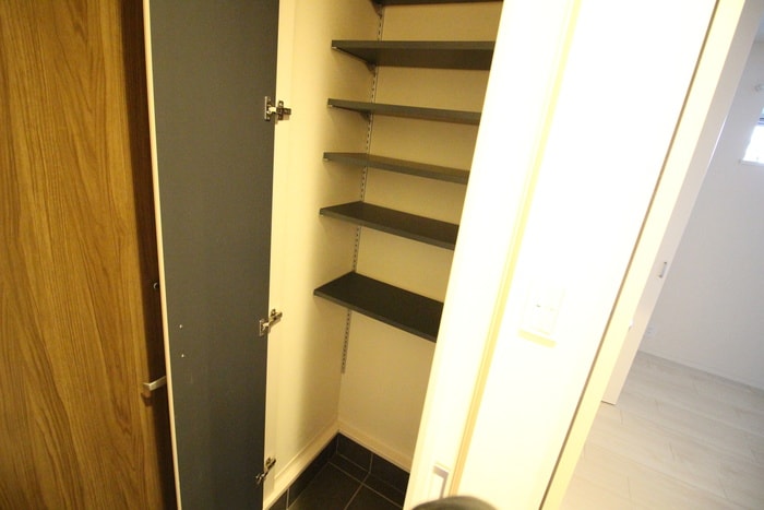 物件内観写真12　(靴箱)