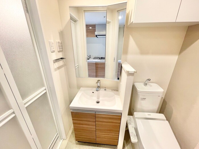 物件内観写真8　(洗面)
