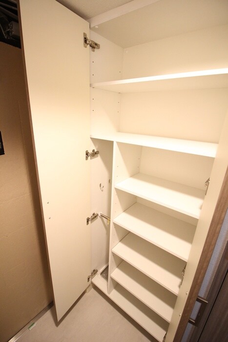 物件内観写真19　(靴箱)