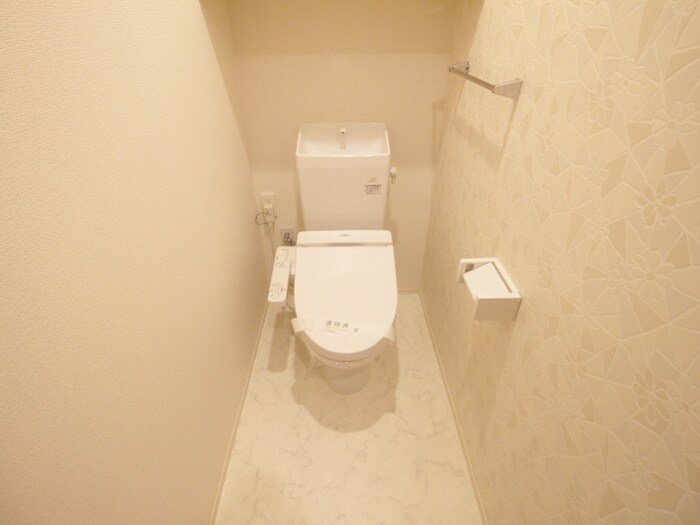 物件内観写真12　(トイレ)