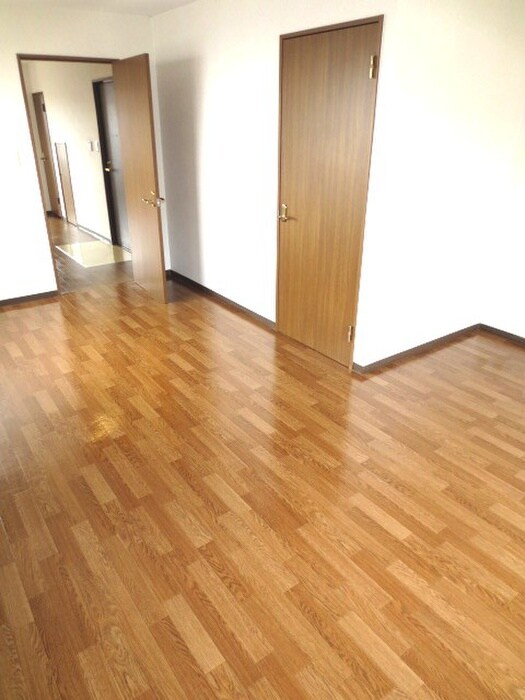 物件内観写真13　(居室)