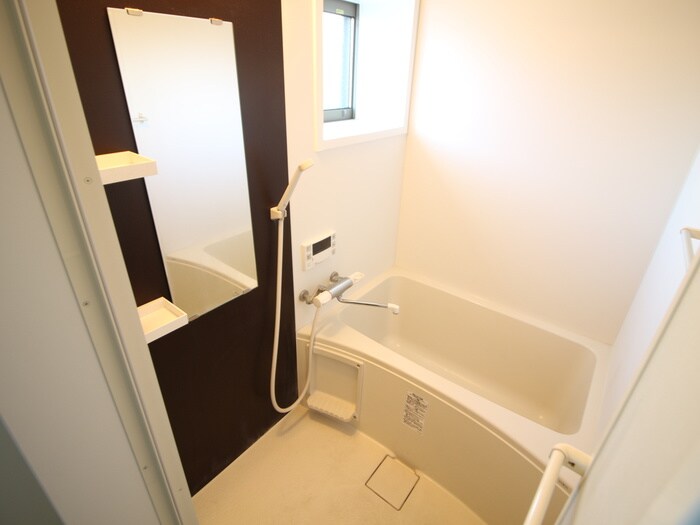物件内観写真12　(バス／シャワールーム等)