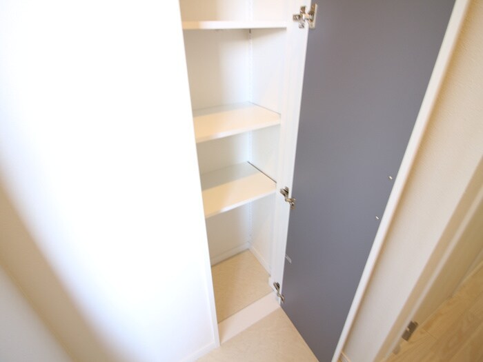 物件内観写真18　(靴箱)