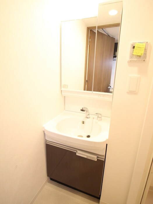 物件内観写真8　(洗面)