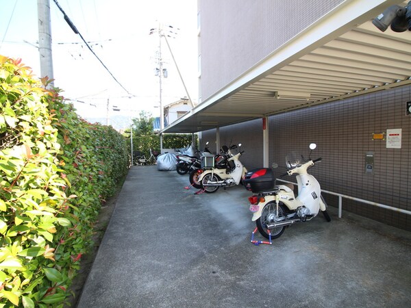 駐輪場