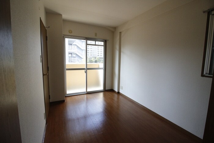 物件内観写真11　(居室)