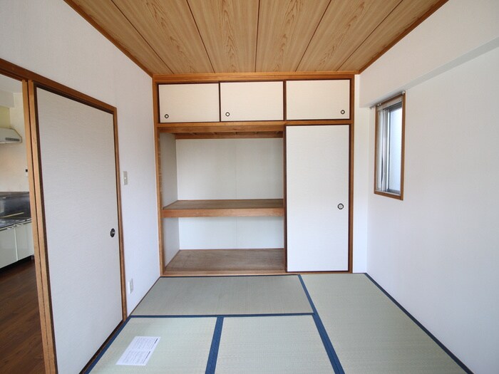 物件内観写真12　(居室)