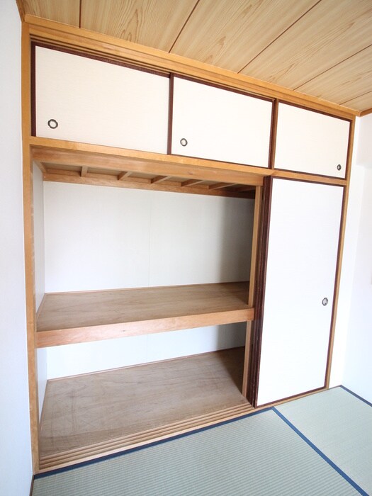 物件内観写真21　(収納)