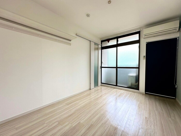 物件内観写真5　(居室)