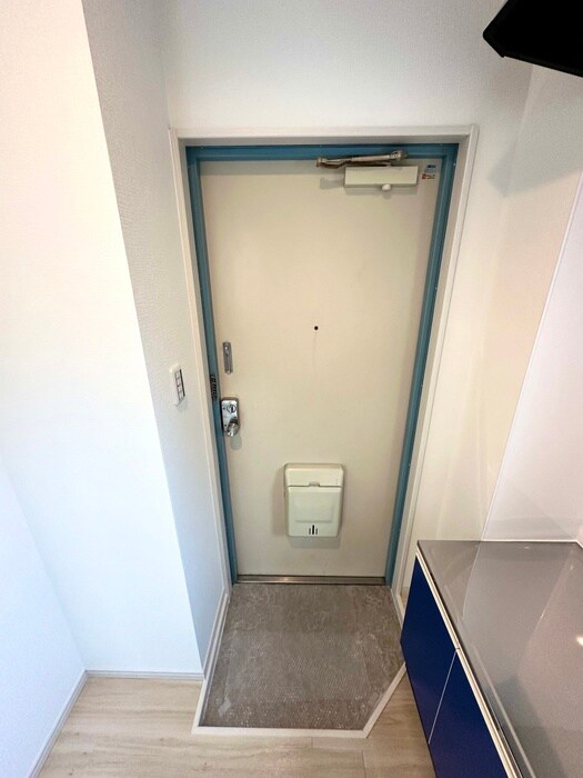 物件内観写真15　(玄関)