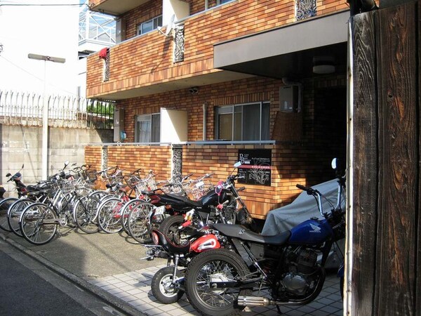 駐輪場