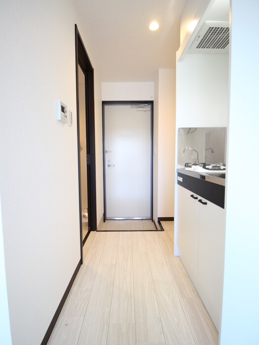 物件内観写真15　(廊下)