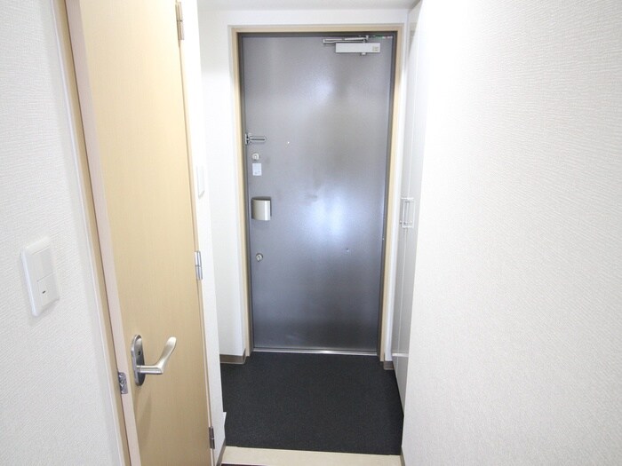物件内観写真20　(玄関)