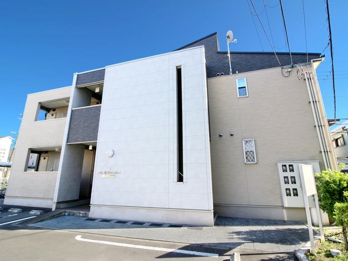 物件外観写真1　(外観写真)