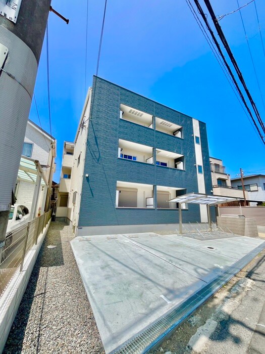 物件外観写真1　(外観写真)