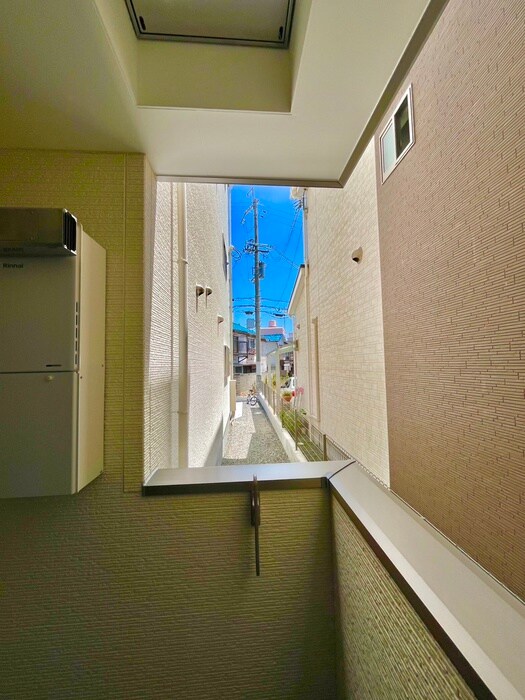 物件内観写真20　(室内からの展望)