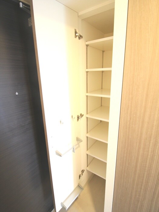 物件内観写真18　(靴箱)