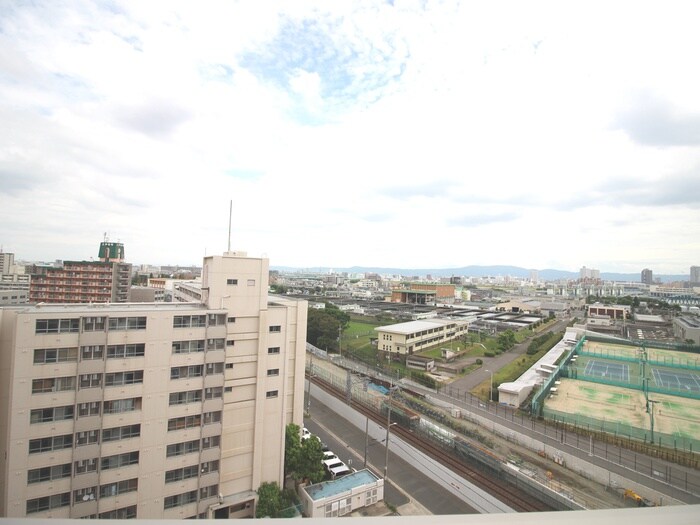 物件内観写真20　(室内からの展望)