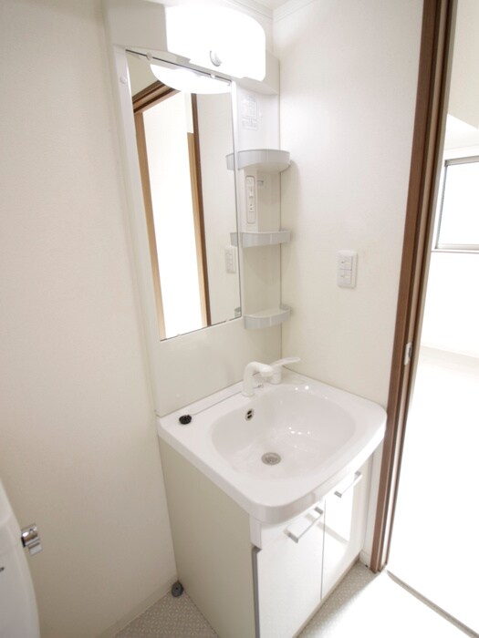 物件内観写真9　(洗面)