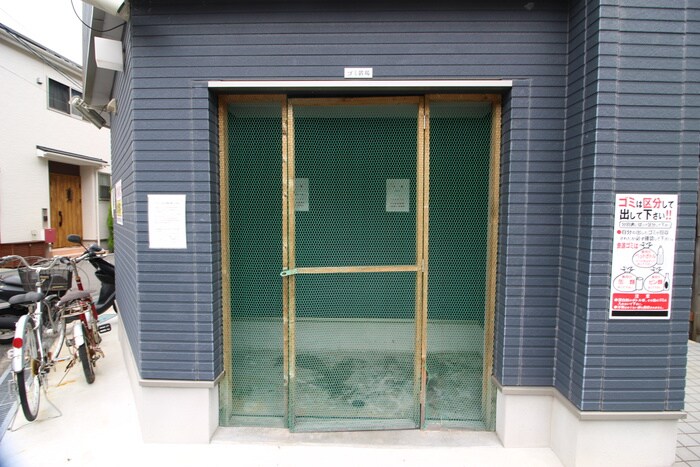 物件外観写真4　(建物設備)