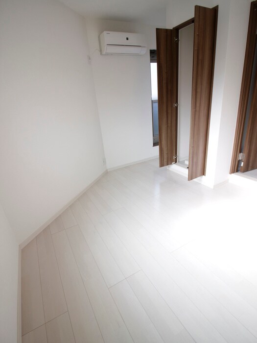 物件内観写真14　(居室)