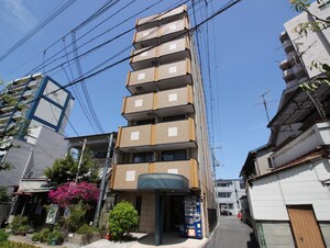 シャルル上新庄外観写真