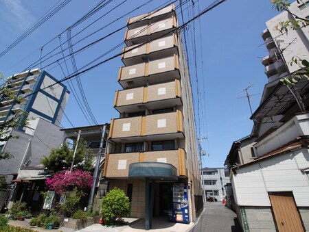 シャルル上新庄外観写真